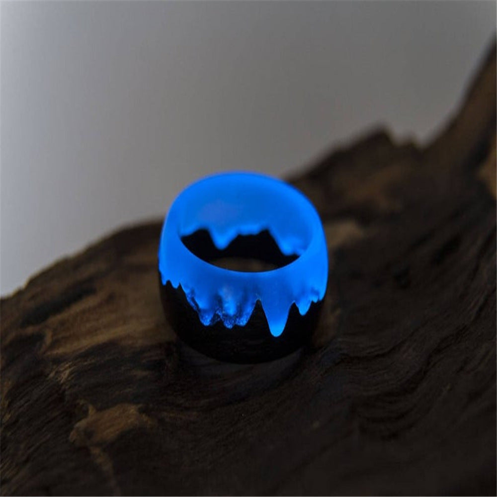 New Resin Wood Snowscape Starry Sky Aurora Personality Ring Fluorescent Secret Wood For Women Men Unusual Decoration Jewelry